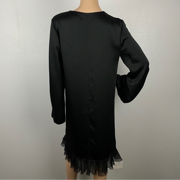 NEW ELIZABETH AND JAMES BLACK V-NECK MINI DRESS - Picture 7 of 8